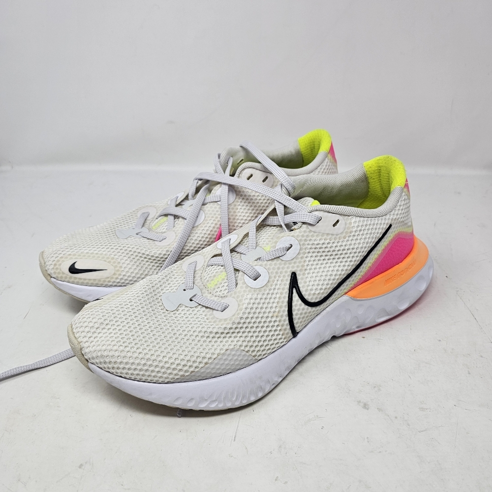 Nike Women's Renew Run CK6360-005 White Multi Running Shoes Sneakers Size 11. - Picture 8 of 9